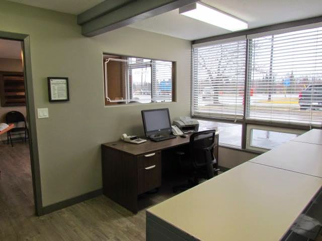 CSN Premier Collision Centre | 12542 133 St NW, Edmonton, AB T5L 4R5, Canada | Phone: (780) 455-3755