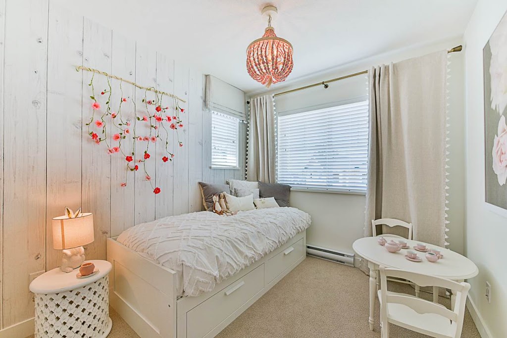 Roundhouse Townhouses | 27735 Roundhouse Dr, Abbotsford, BC V4X 0A2, Canada | Phone: (604) 229-9744