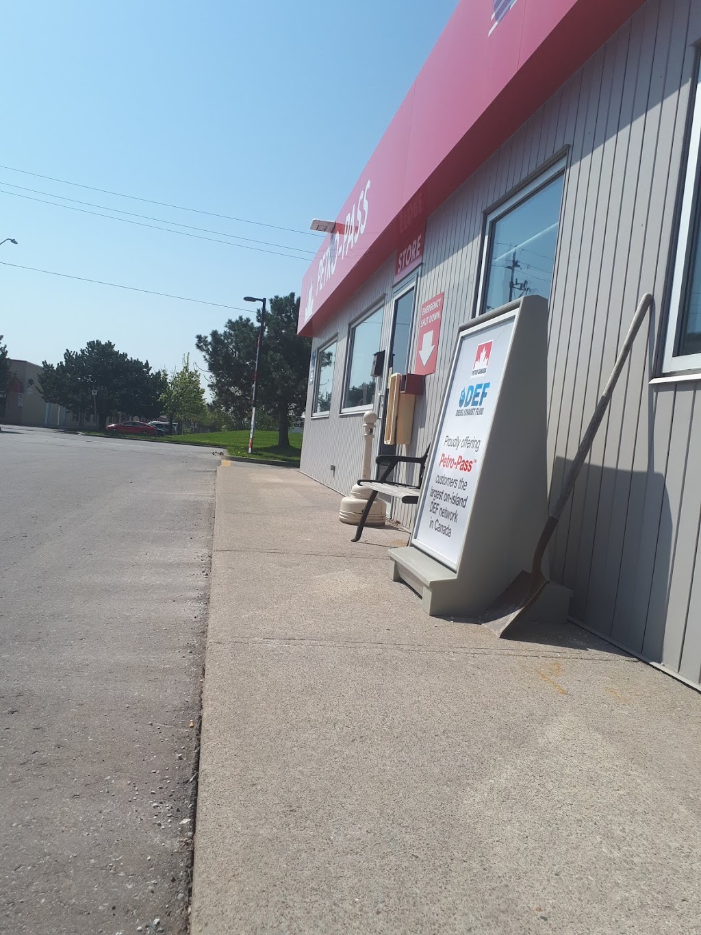 Pickering Petro-Pass Truck Stop | 1750 Alliance Rd, Pickering, ON L1W 3X2, Canada | Phone: (905) 420-7423