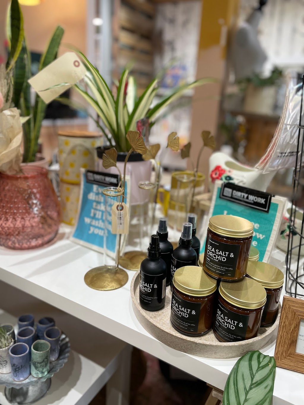 Ma Mere Botanicals & Homewares | Salt Spring Island, 156 Fulford-Ganges Rd, Salt Spring Island, BC V8K 2T8, Canada | Phone: (250) 537-2700