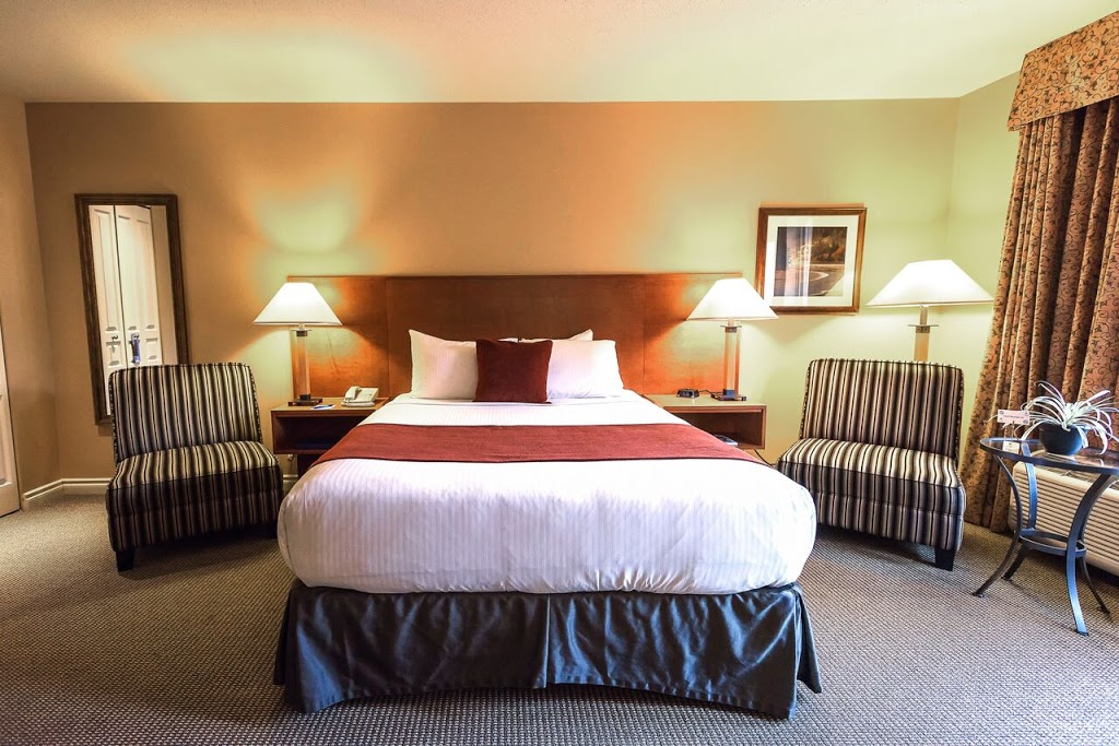 Pemberton Valley Lodge | 1490 Sea-to-Sky Hwy, Pemberton, BC V0N 2L1, Canada | Phone: (604) 894-2000