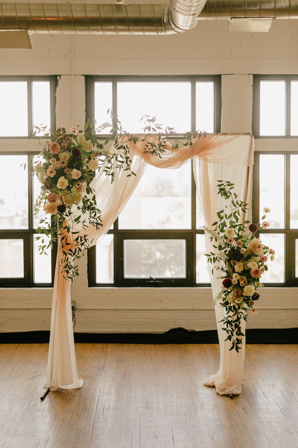 Hunt and Gather | 1232 Dupont St, Toronto, ON M6H 2A4, Canada | Phone: (416) 985-8355