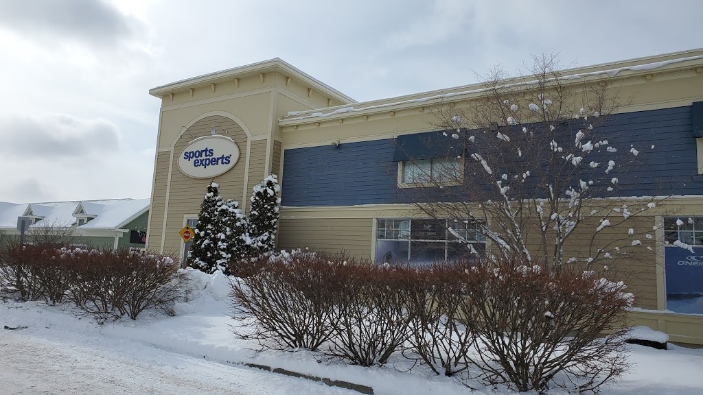 Sports Experts Atmosphere Bromont | 550 Rue de la place Champêtre, Bromont, QC J2L 0A1, Canada | Phone: (450) 534-0764
