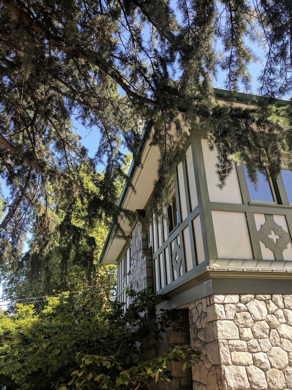 Aberthau Mansion | 4397 W 2nd Ave, Vancouver, BC V6R 1K4, Canada | Phone: (604) 257-8140