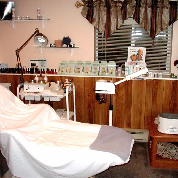 Charisma European Health And Beauty Spa | 625 Vanalman Ave, Victoria, BC V8Z 3A8, Canada | Phone: (250) 727-9375