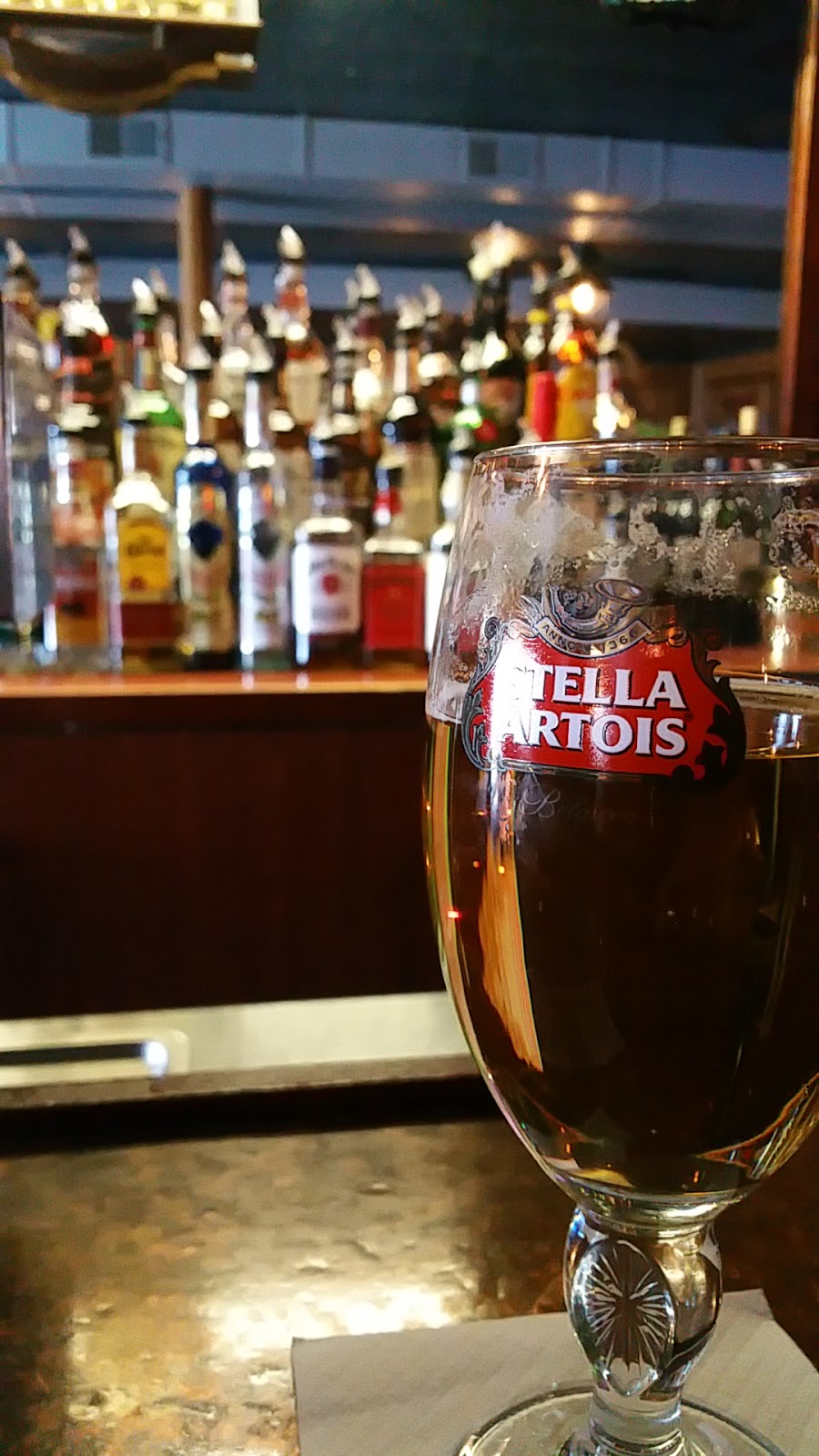 LaCroixs Riverside Pub | 314 Clinton Ave, St Clair, MI 48079, USA | Phone: (810) 329-9955