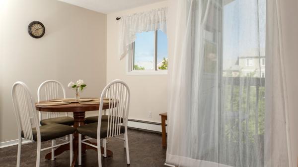 Hillcrest Apartments | 148 Rutledge St, Bedford, NS B4A 1X6, Canada | Phone: (833) 869-0045