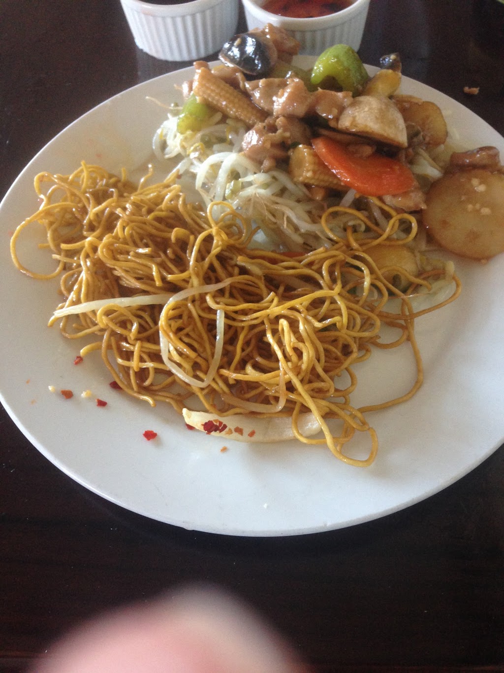 Big Rock Inn | 101 Elizabeth St, Okotoks, AB T1S 1A5, Canada | Phone: (403) 938-6611