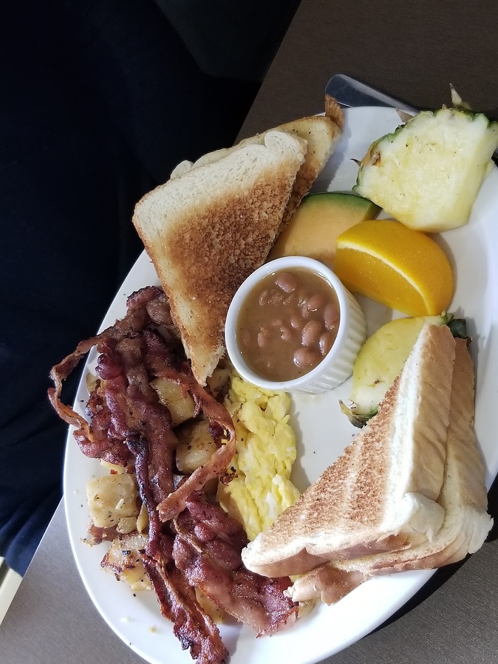 Restaurant Le Saint-Liguori | 780 Rue Principale, Saint-Liguori, QC J0K 2X0, Canada | Phone: (450) 759-1649