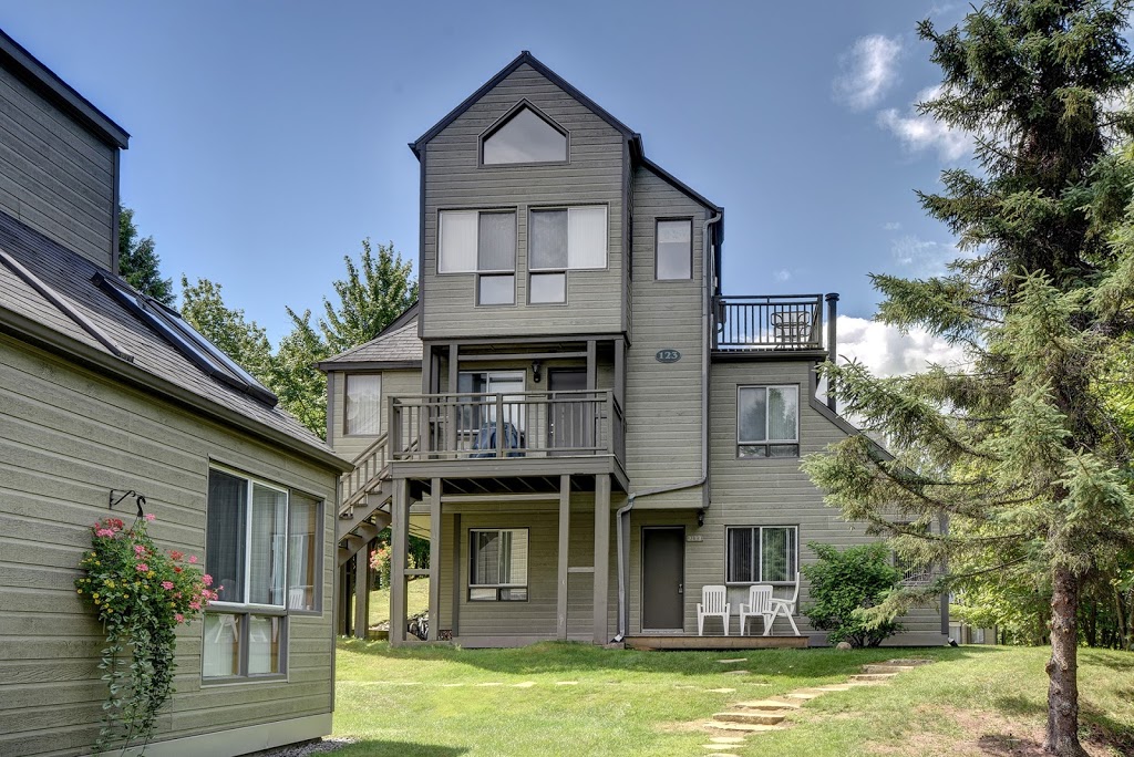 Le Villageois Condos Mont-Tremblant | 123-2173 Chemin au Pied de la Montagne, Mont-Tremblant, QC J8E 3M2, Canada | Phone: (514) 437-4000