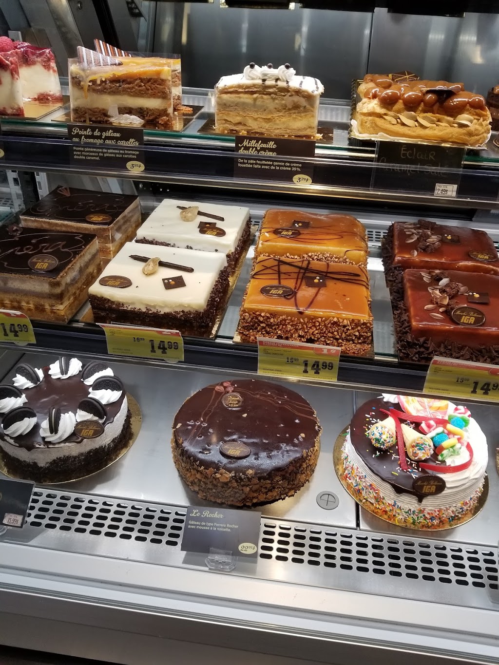 IGA Bellevue Market | 560 Boulevard des Bois Francs S, Victoriaville, QC G6P 5X4, Canada | Phone: (819) 357-2241
