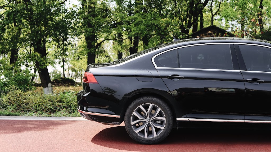 Top Limo Niagara Falls | 17, 7000 McLeod Rd Suite# 256, Niagara Falls, ON L2G 7K3, Canada | Phone: (647) 807-5466