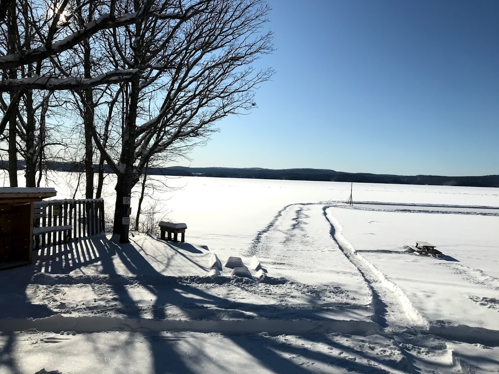 Jockos Beach Resort and Motel | 5253 Calabogie Rd, Calabogie, ON K0J 1H0, Canada | Phone: (613) 752-2107