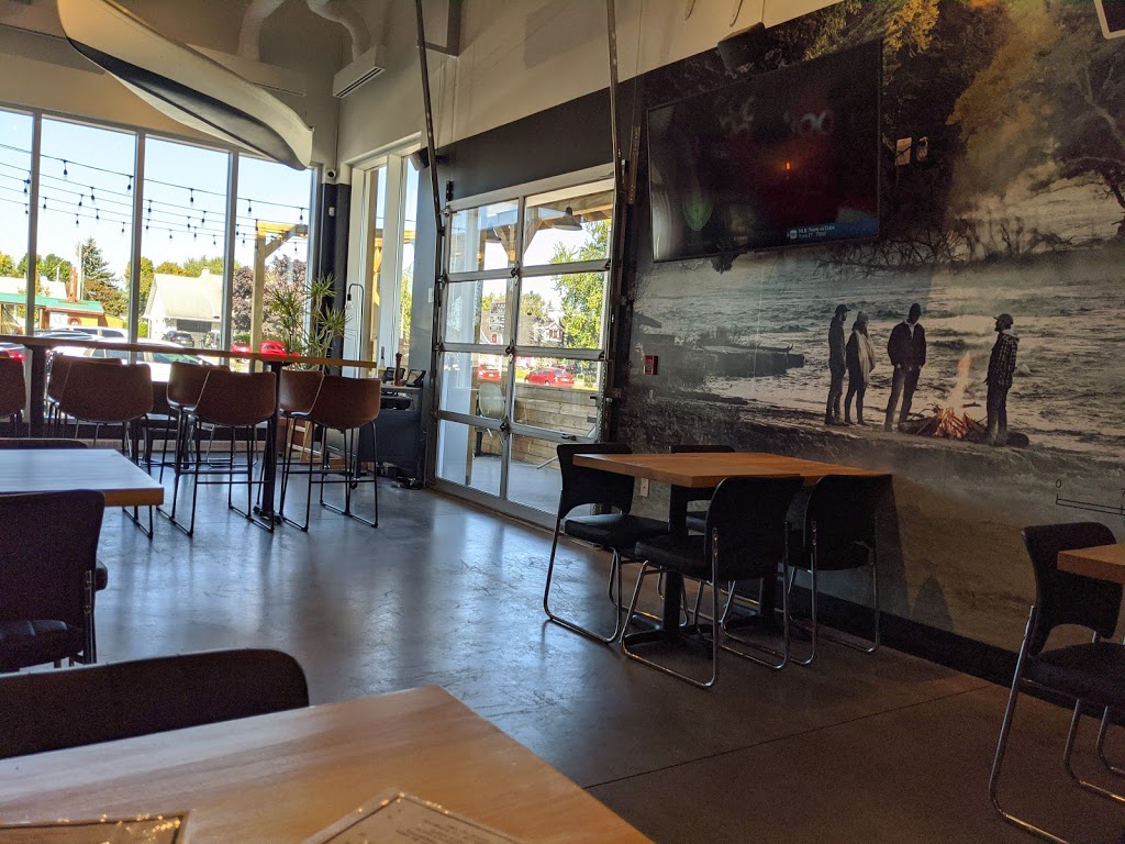 Brasserie La Fosse | 270 Rue de lÉglise, Donnacona, QC G3M 1Z5, Canada | Phone: (418) 476-4085