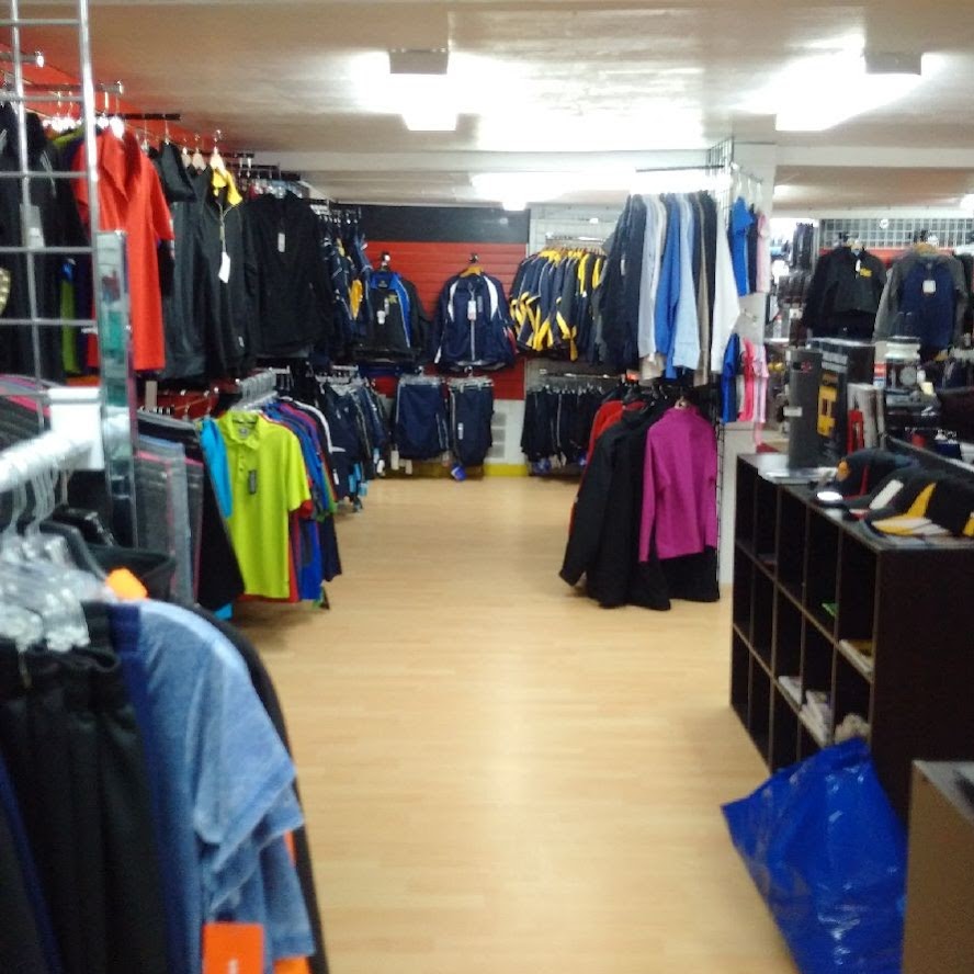 Russellpro | 912 Eadie Rd, Russell, ON K4R 1E5, Canada | Phone: (613) 445-7467