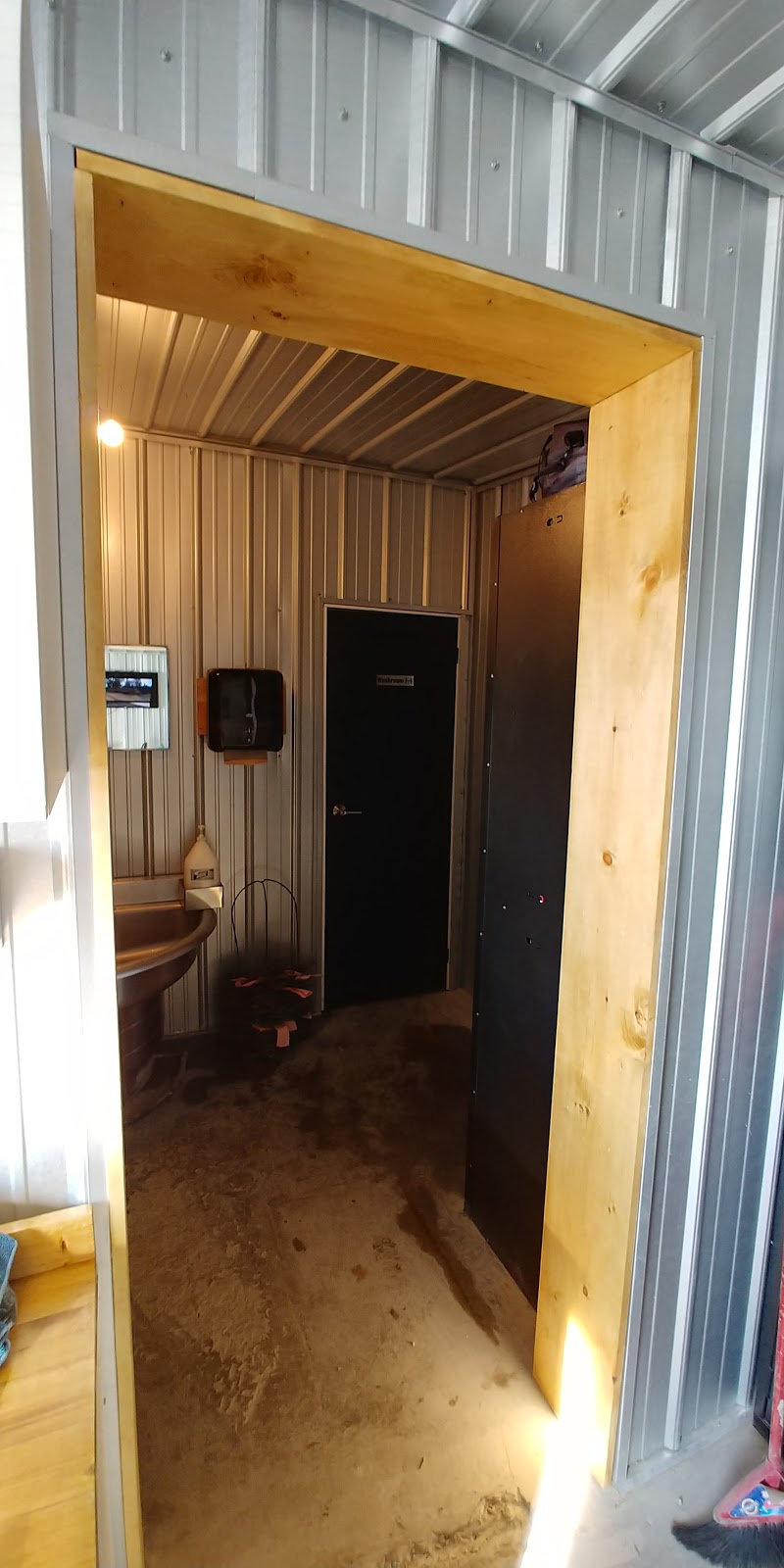 Design Concrete | 63 Birch St, Seaforth, ON N0K 1W0, Canada | Phone: (877) 253-4577