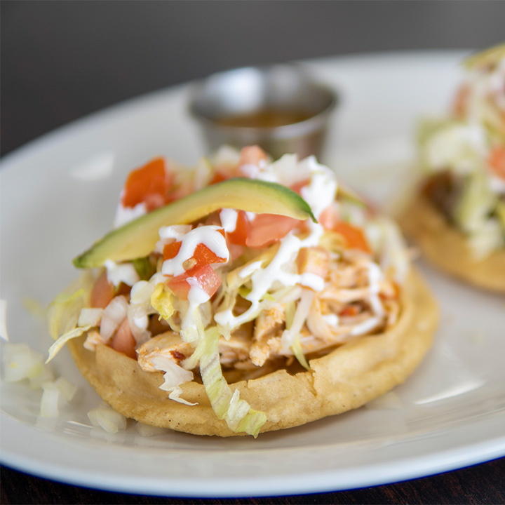 Rumba Resto | 525 Bd Industriel, Val-des-Sources, QC J1T 0A4, Canada | Phone: (819) 678-4490
