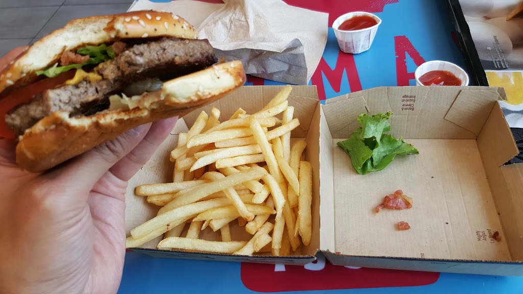 McDonalds | 1736 Stone Church Rd E, Stoney Creek, ON L8J 0B4, Canada | Phone: (905) 383-4756