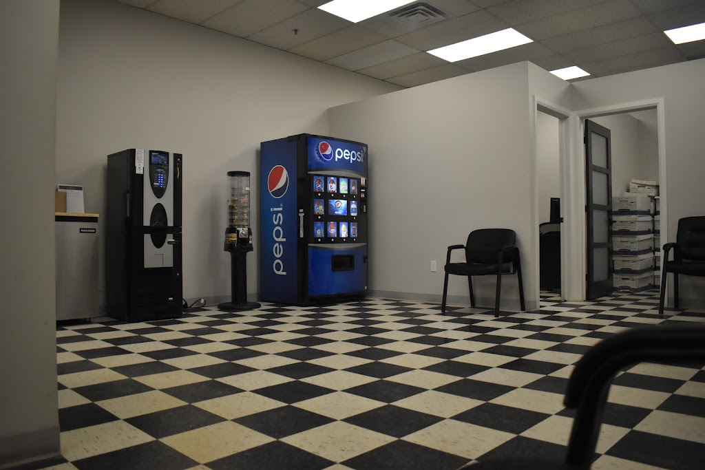 Carloft Kingston | 811 Gardiners Rd, Kingston, ON K7M 7E6, Canada | Phone: (613) 384-5638