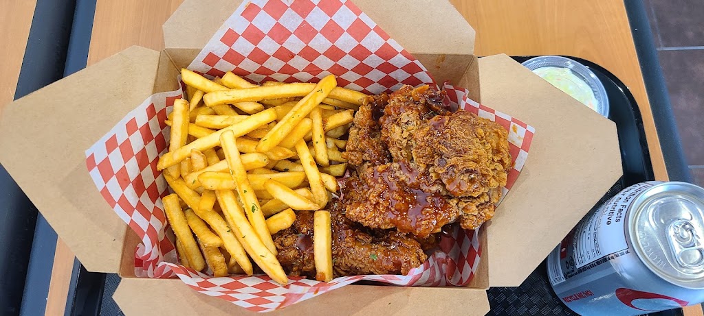 Master K Chicken | 402 Merganser Dr W, Chestermere, AB T1X 1L6, Canada | Phone: (825) 735-4020