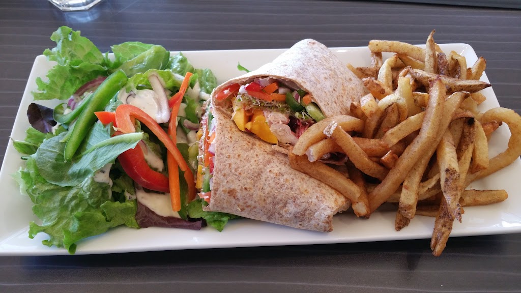 Restaurant agostinos | 3353 Bd Royal, Shawinigan, QC G9N 8K7, Canada | Phone: (819) 539-8242