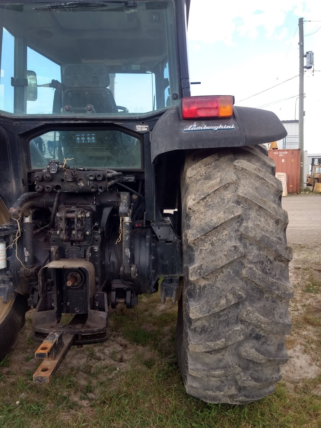 Reis Equipment Centers | 479 OBrien Rd, Renfrew, ON K7V 3Z3, Canada | Phone: (613) 432-4133