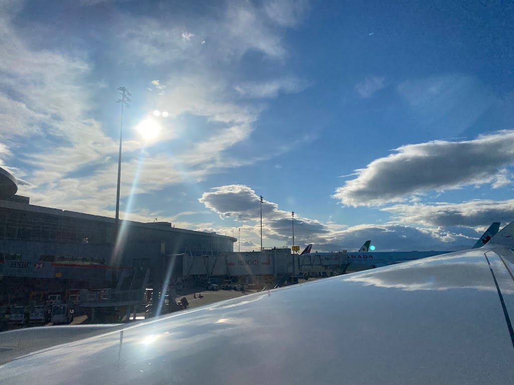 Lufthansa | 3211 Grant McConachie Way, Richmond, BC V7B 1W2, Canada | Phone: (833) 951-2503