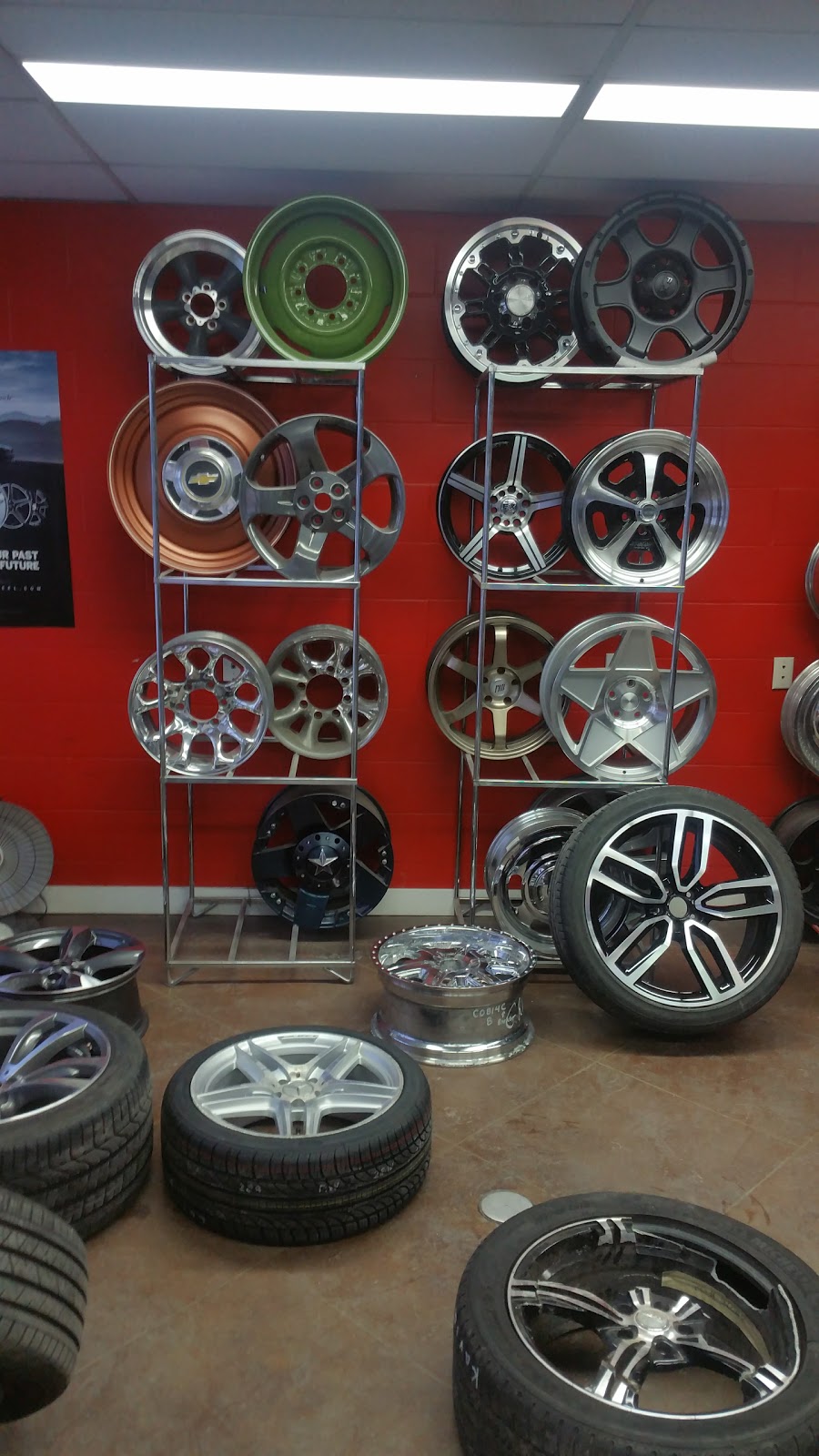 Kelvins Wheel | 2535 Dudley St, Saskatoon, SK S7M 5V3, Canada | Phone: (306) 955-5552