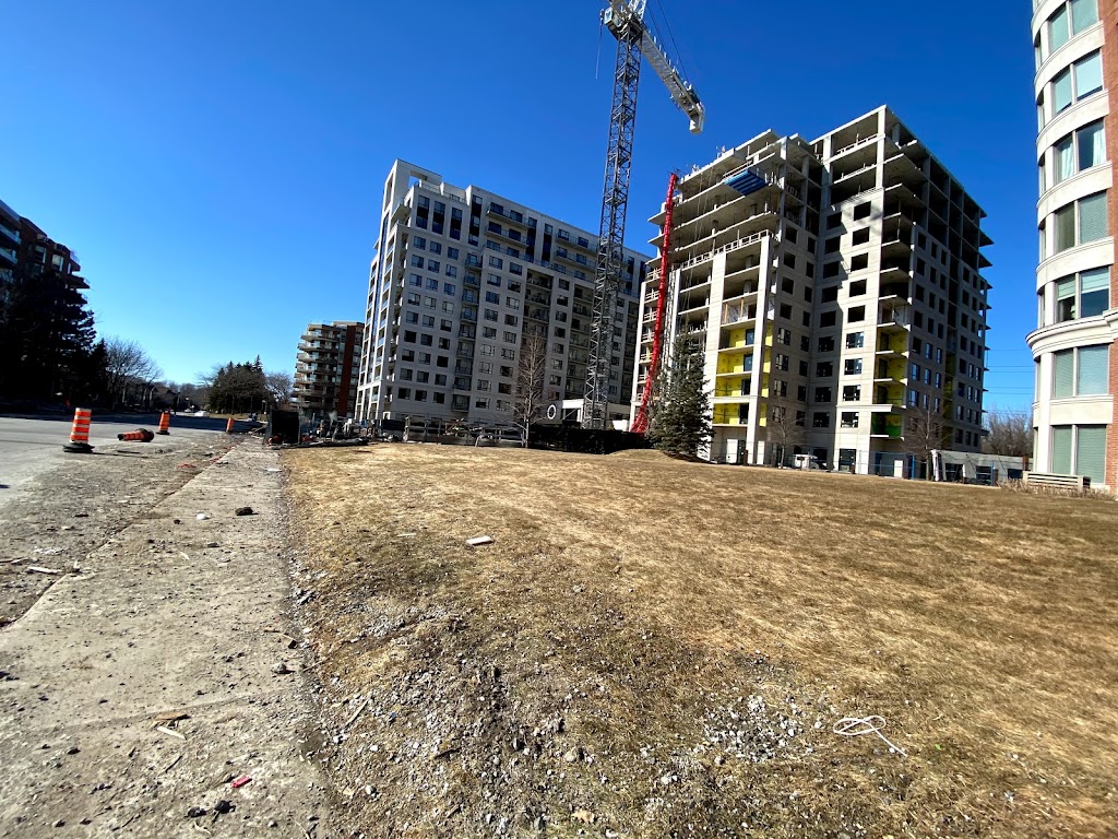 Rothchild Condominiums 1 | 6500 Chem. Mackle, Côte Saint-Luc, QC H4W 3G7, Canada | Phone: (514) 486-1660