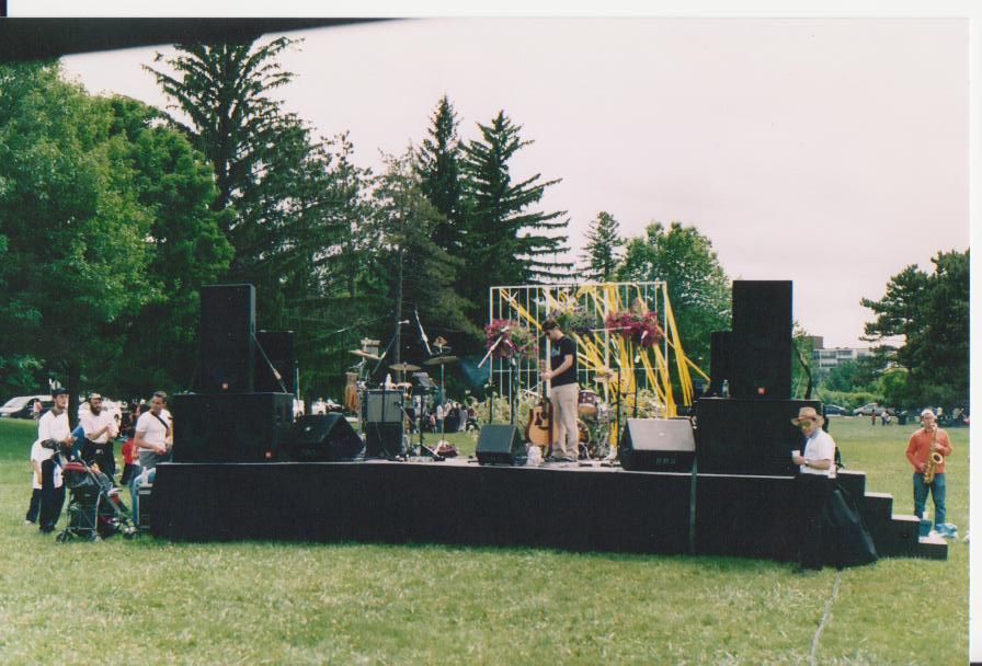 SRS sound reinforcement services | 3675 Menoke Beach Rd, Severn, ON L3V 0T9, Canada | Phone: (705) 345-8743