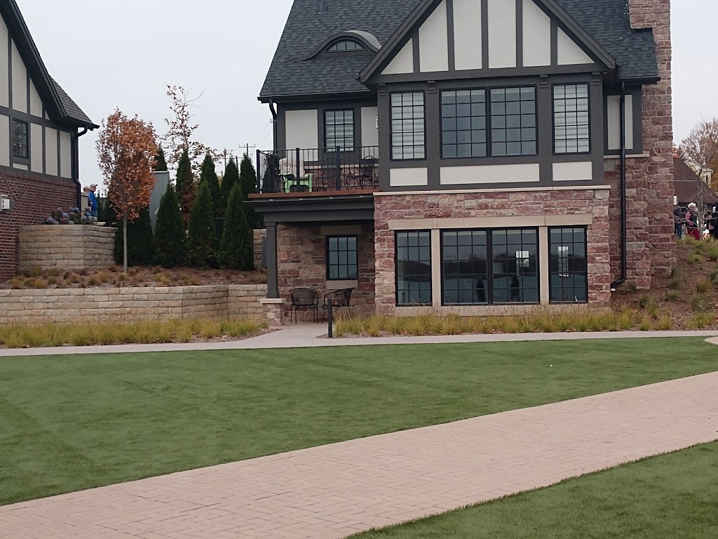 The St. Clair Inn, a Tribute Portfolio Hotel | 500 N Riverside Ave, St Clair, MI 48079, USA | Phone: (810) 637-9005