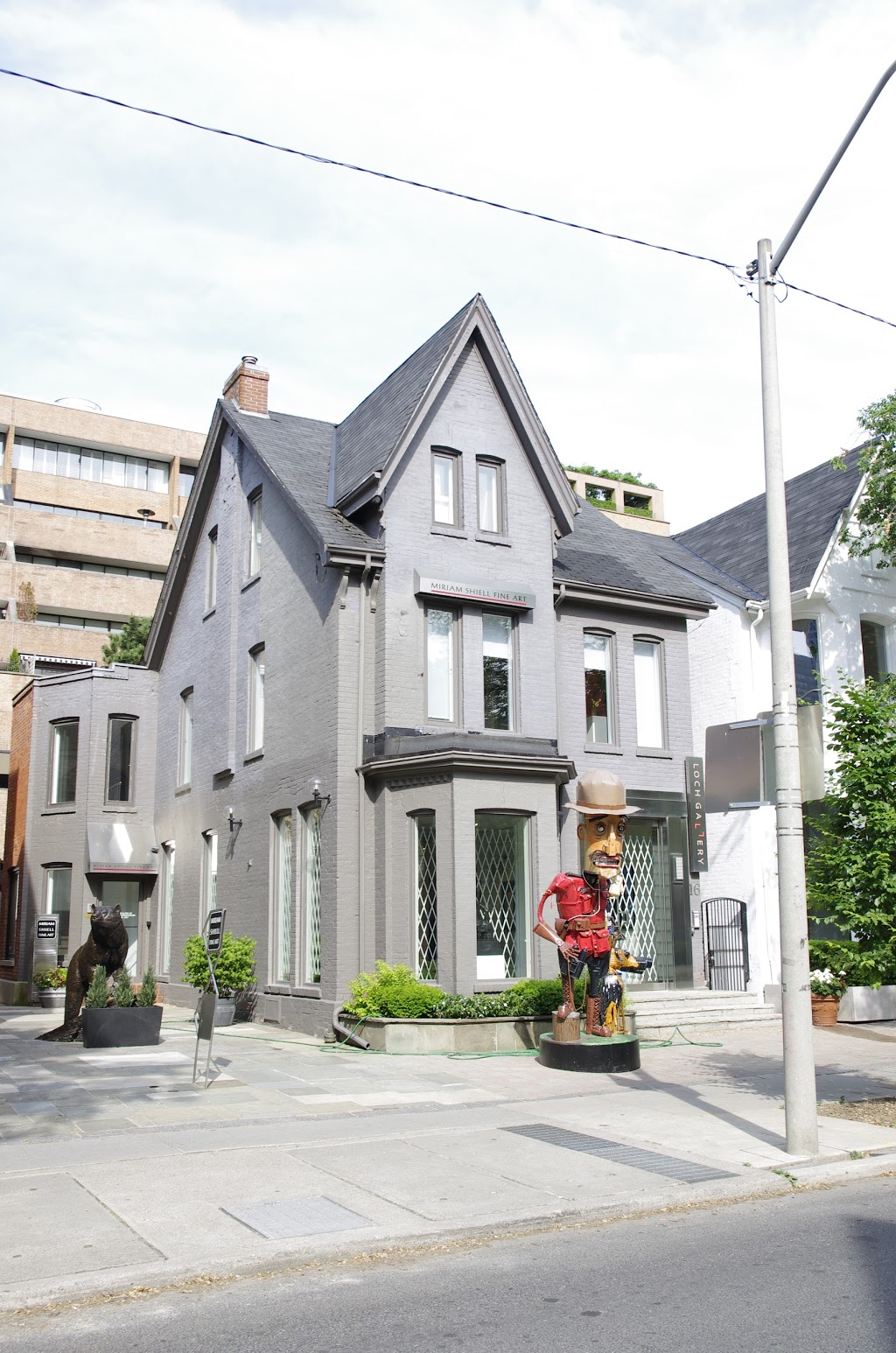 Gallery Phillip | 12 Hazelton Ave, Toronto, ON M5R 2E2, Canada | Phone: (416) 447-1301