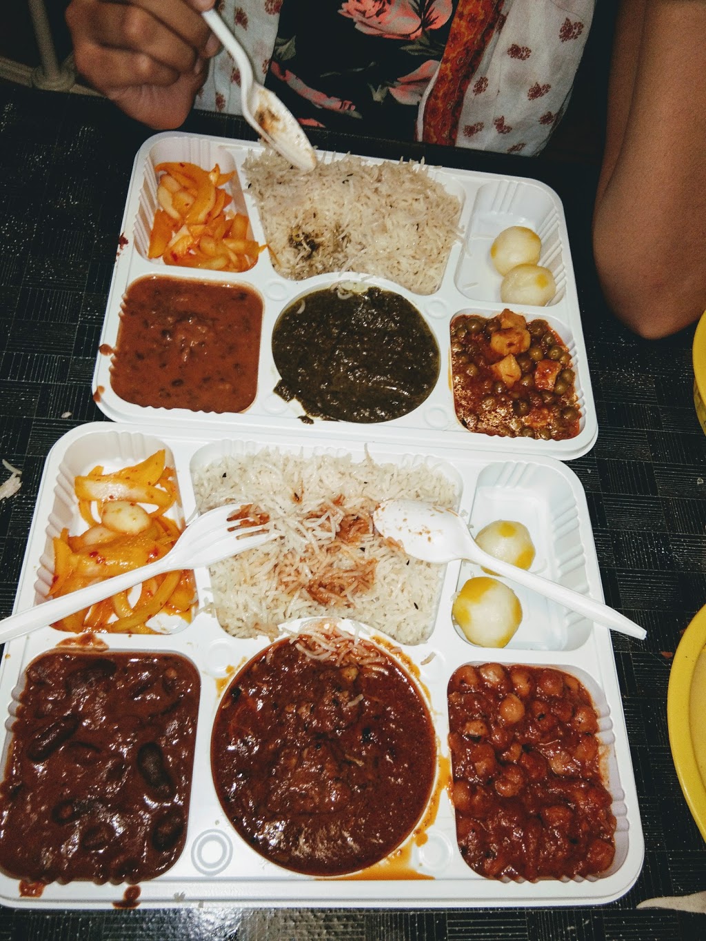 Mirchi Dhaba | 836 Markham Rd, Scarborough, ON M1H 2Y2, Canada | Phone: (647) 352-1255