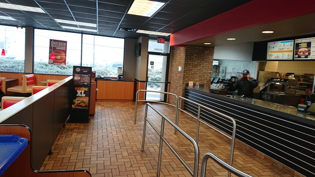 Burger King | 20290 Lougheed Hwy, Maple Ridge, BC V2X 2P7, Canada | Phone: (604) 465-7149