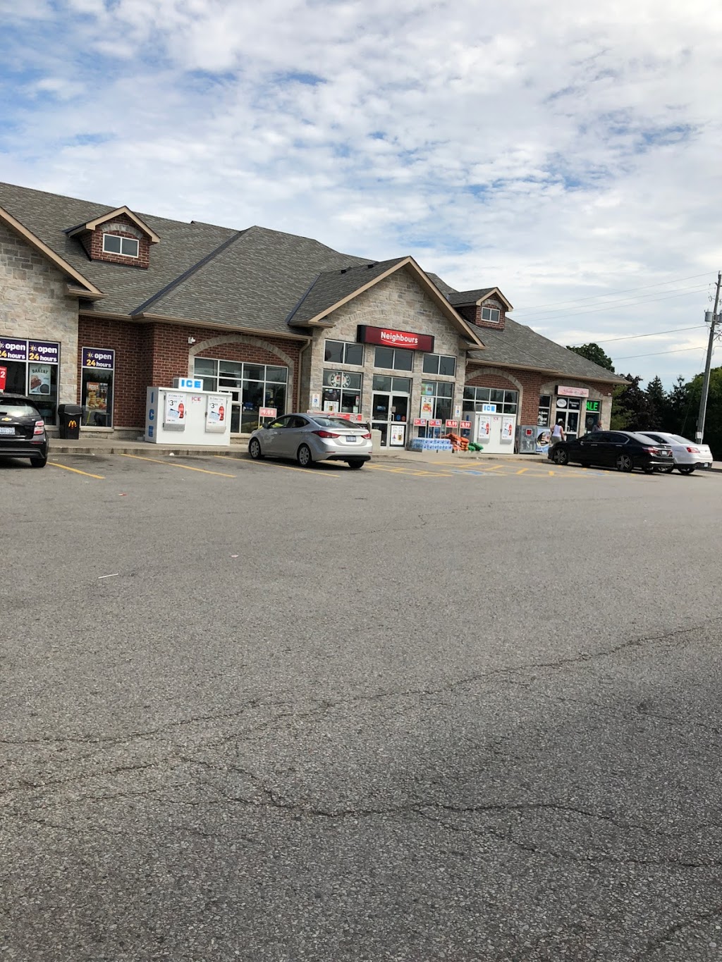 Petro-Canada | 18423 Hurontario St, Caledon Village, ON L7K 0X8, Canada | Phone: (519) 927-9877