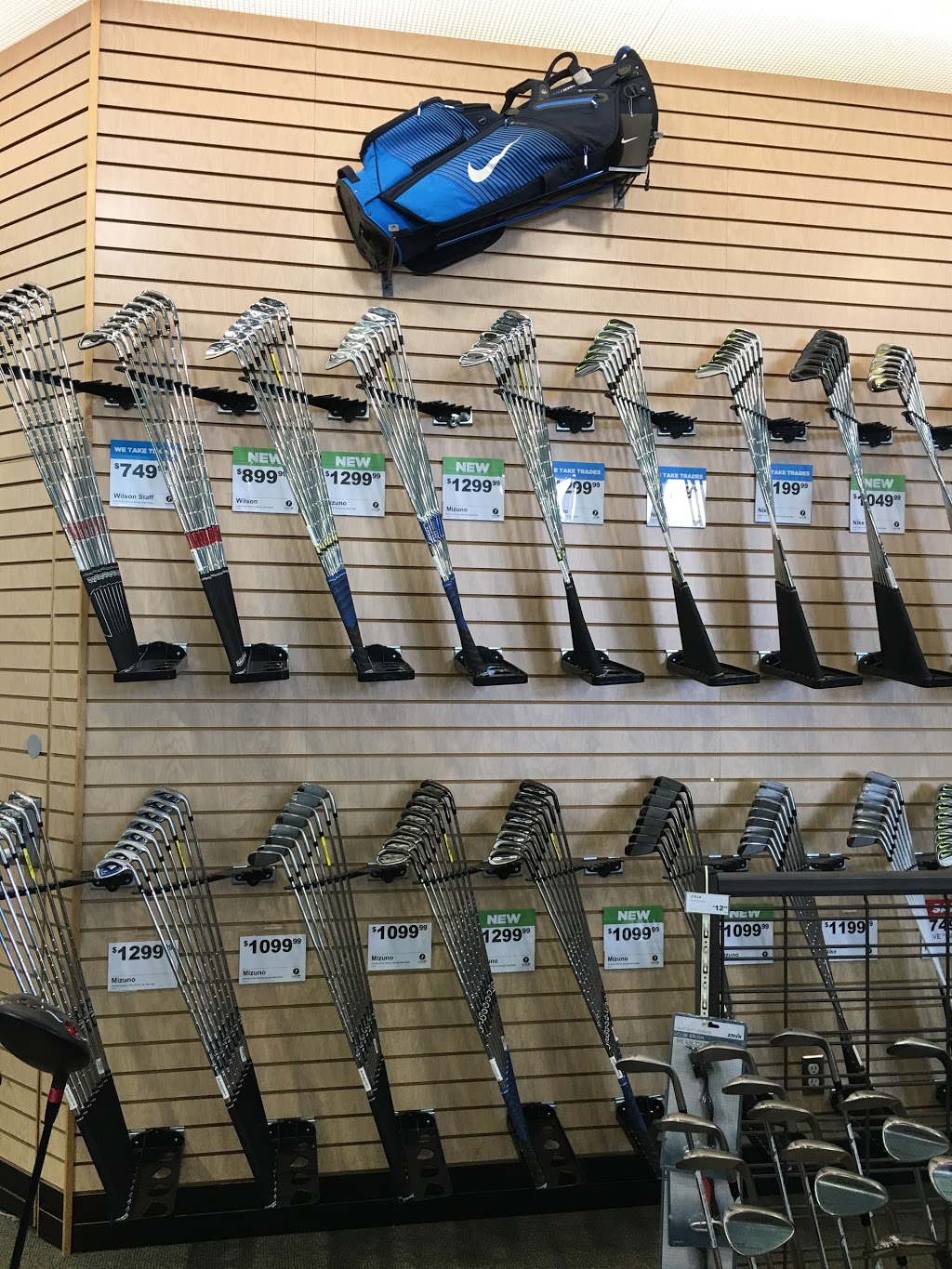 Golf Town | 20150 Langley Bypass, Langley City, BC V3A 9J8, Canada | Phone: (604) 539-9320