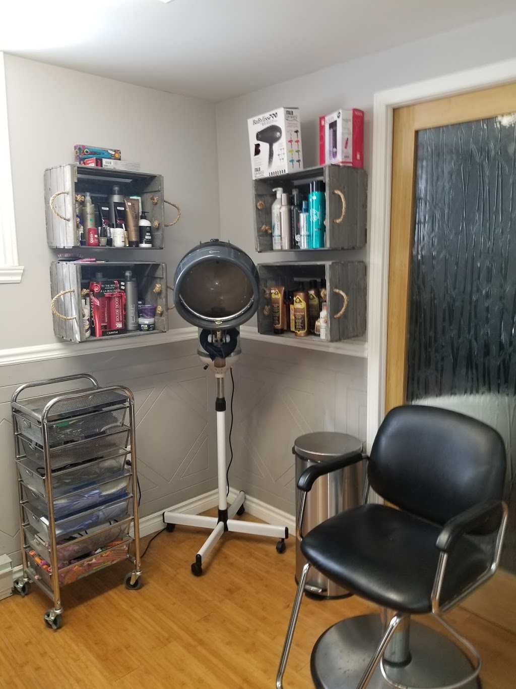 Salon DKoiffur | 4040 Rue Shirley, Saint-Hubert, QC J3Y 3V1, Canada | Phone: (514) 242-2077