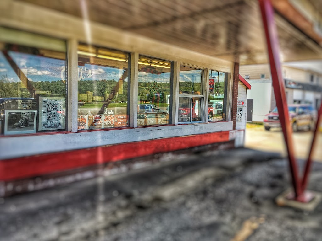 Odis Kingburger Drive-In | 546 Stewart St, Renfrew, ON K7V 1Y6, Canada | Phone: (613) 432-6623