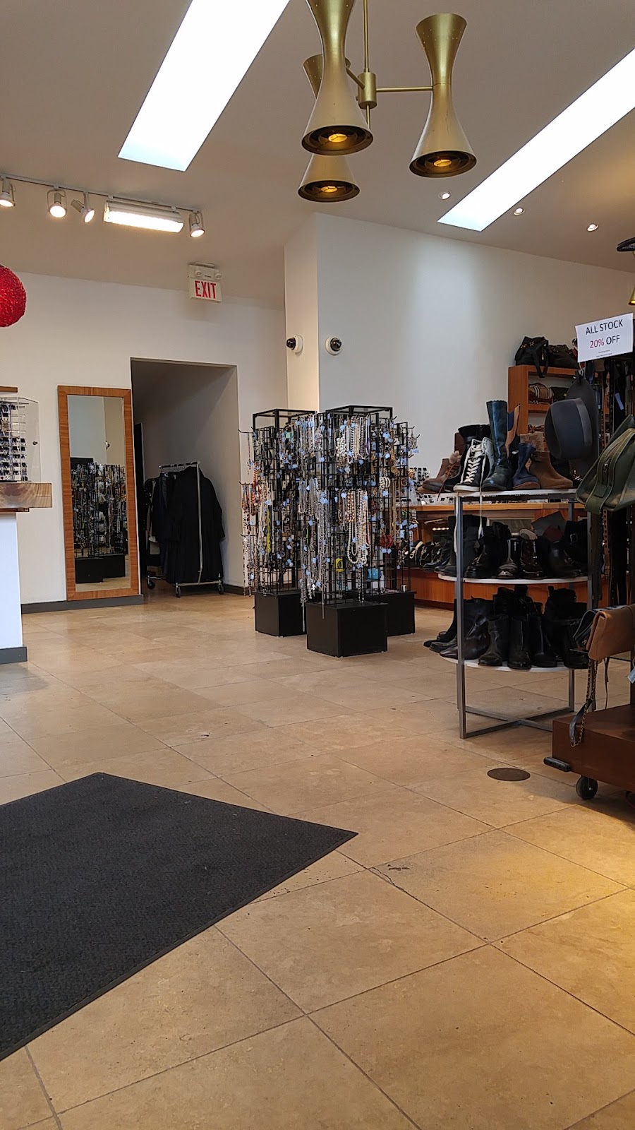 Vespucci | 8244 Elbow Dr SW, Calgary, AB T2V 1K4, Canada | Phone: (403) 252-9558