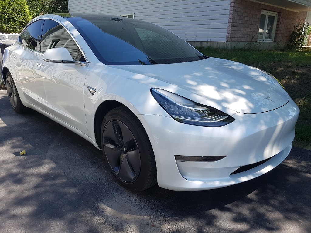 Lemay Eur Auto Esthétique | 3015 Rue Gastin, Sherbrooke, QC J1H 0E5, Canada | Phone: (819) 346-8791