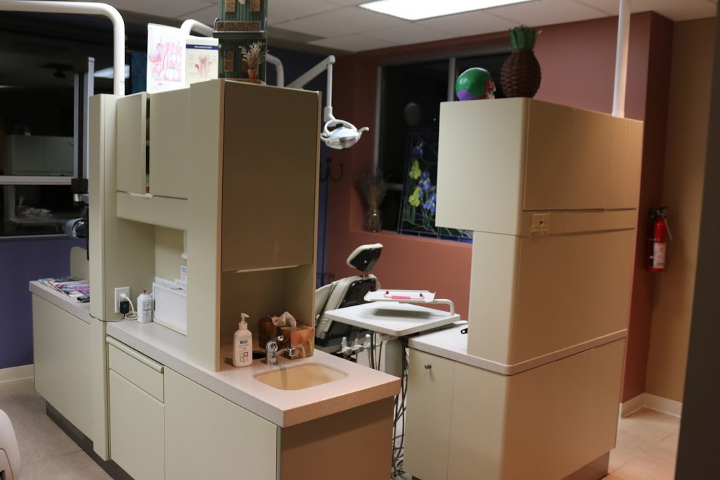 Dr. Christopher Brooks | 2121 152 St, Surrey, BC V4A 4P1, Canada | Phone: (604) 536-4454