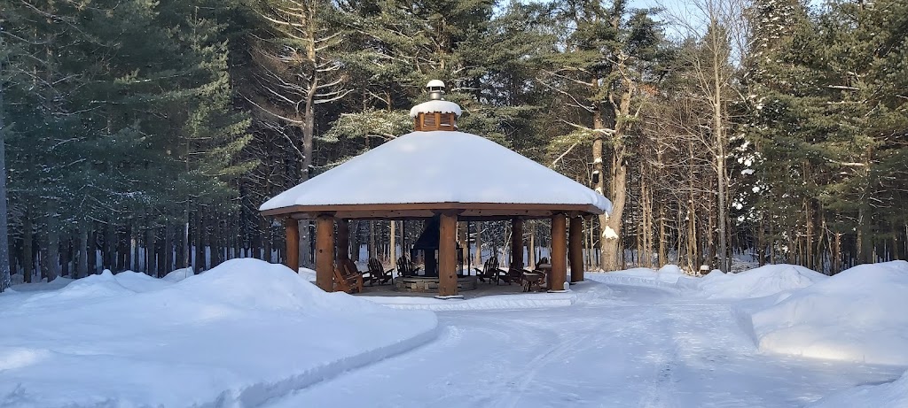 SAMARPAN ASHRAM | 888 Chem. de la Rivière du N, Saint-Colomban, QC J5K 2E6, Canada | Phone: (514) 889-3030