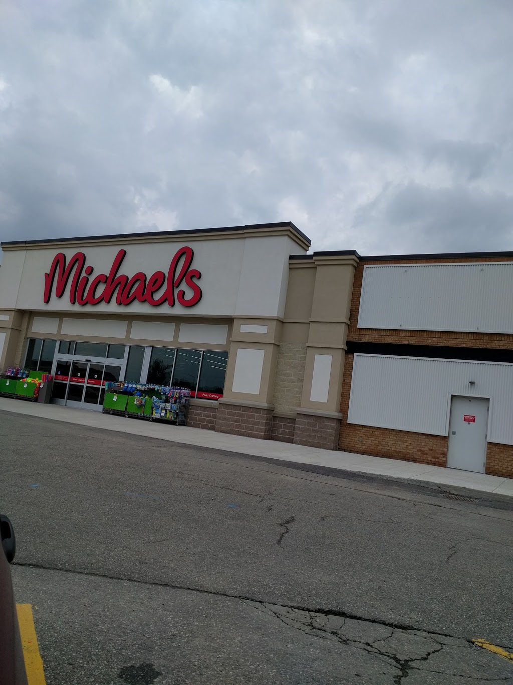 Michaels | 150 First St Unit C, Orangeville, ON L9W 3T7, Canada | Phone: (226) 706-8505