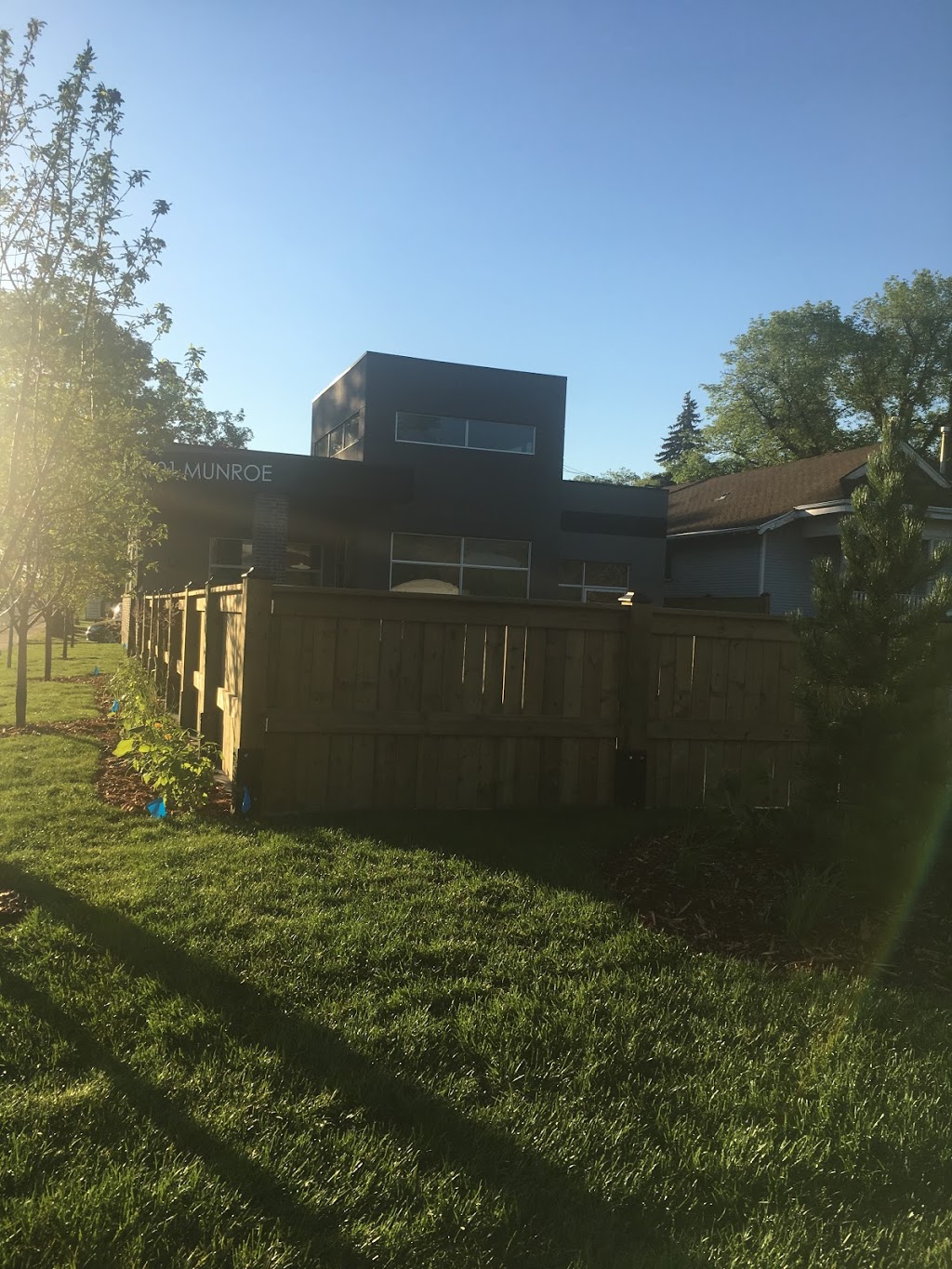 Bernacki Barry Dr | 1101 Munroe Ave S, Saskatoon, SK S7H 2G3, Canada | Phone: (306) 244-4505