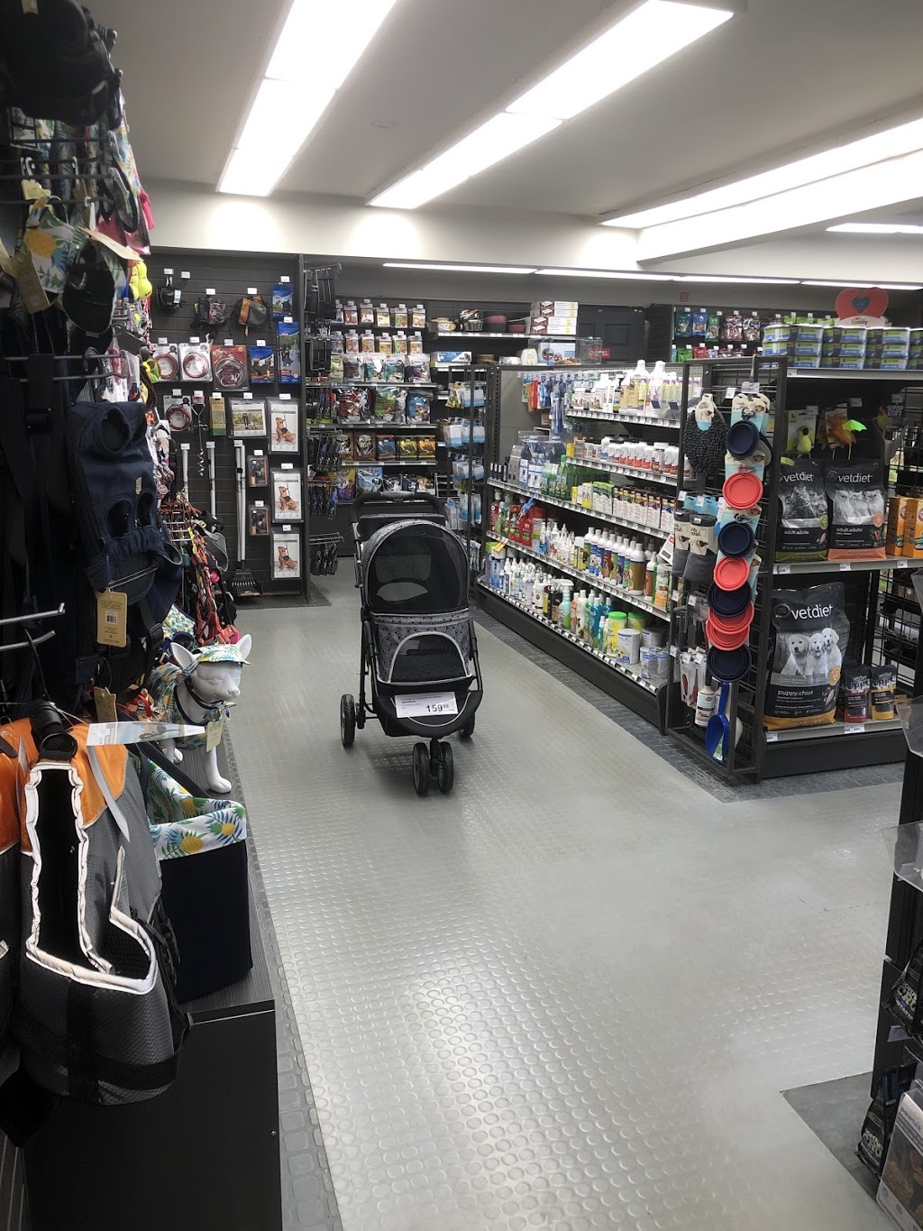 Mondou | 50 Boul Du, Boulevard Curé-Labelle, Sainte-Thérèse, QC J7E 2X3, Canada | Phone: (450) 430-8235