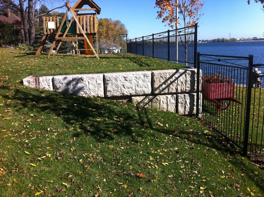 StrongWall | 274 Lake Ave N, Hamilton, ON L8E 3A2, Canada | Phone: (905) 560-3338