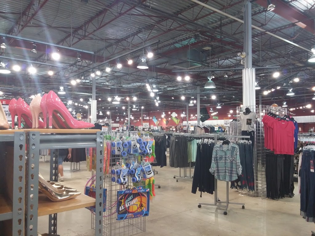 Army & Navy Dept. Stores - Langley | 5501 204 St #100 #100, Langley City, BC V3A 5N8, Canada | Phone: (604) 514-1774