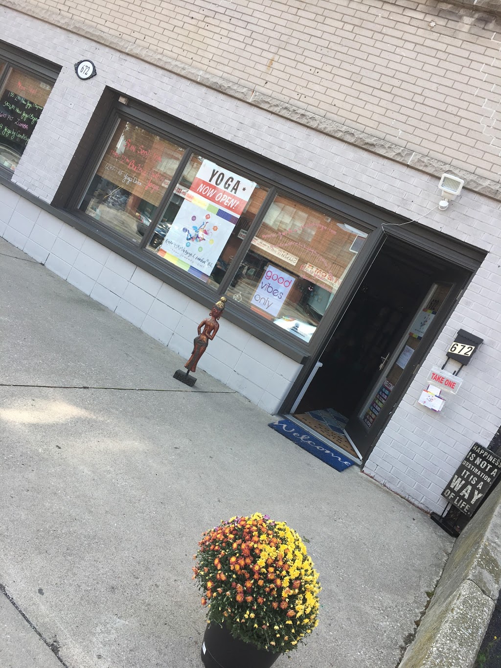 Quite A Stretch Yoga & Zumba | 672 Fennell Ave E, Hamilton, ON L8V 1V2, Canada | Phone: (905) 906-8598