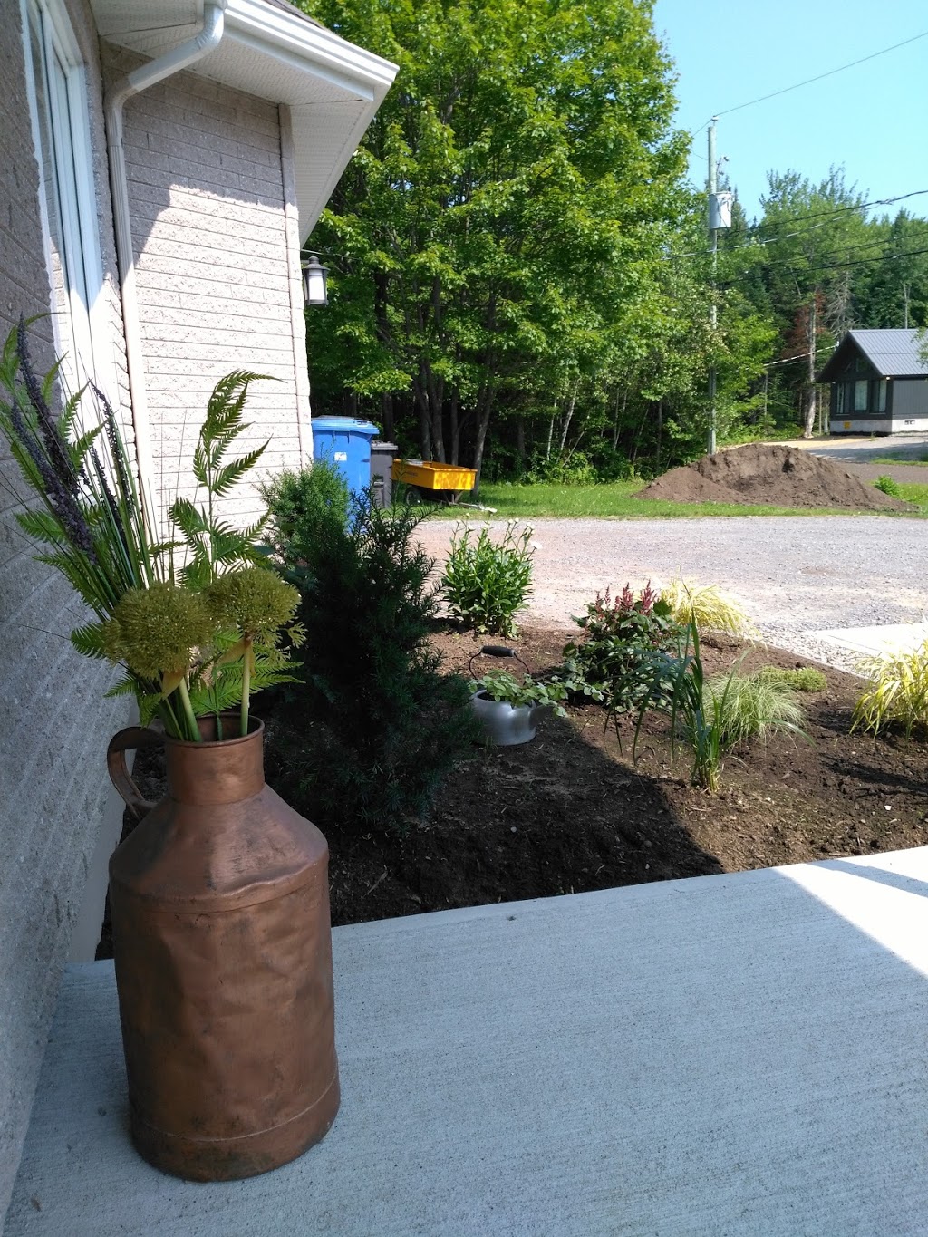 B L Couvreur Inc | 121 Rue des Visons, Trois-Rivières, QC G9B 6C9, Canada | Phone: (819) 377-4665