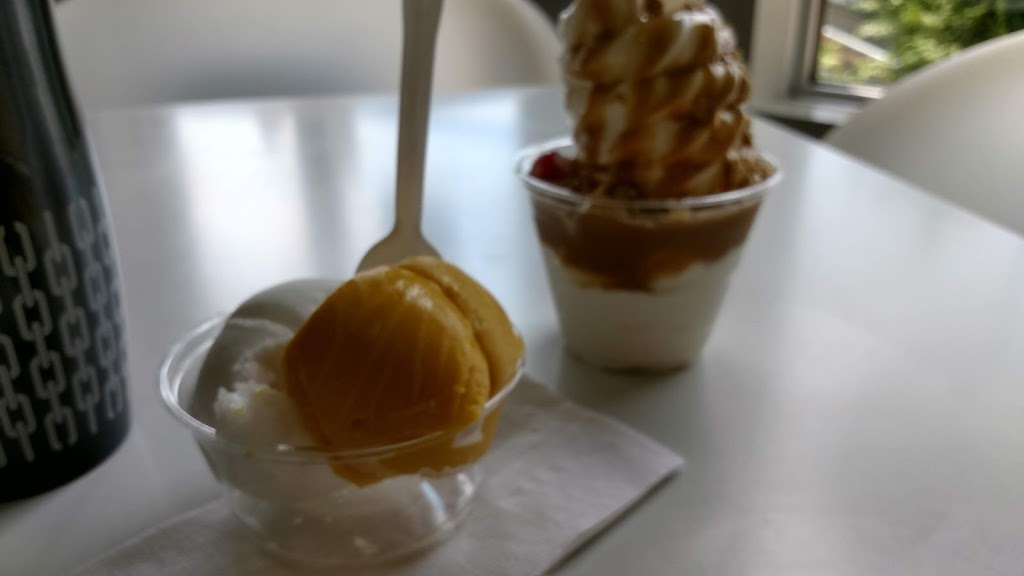 La Banquise | 475 Boulevard du Séminaire S, Saint-Jean-sur-Richelieu, QC J3B 0A2, Canada | Phone: (514) 504-8415